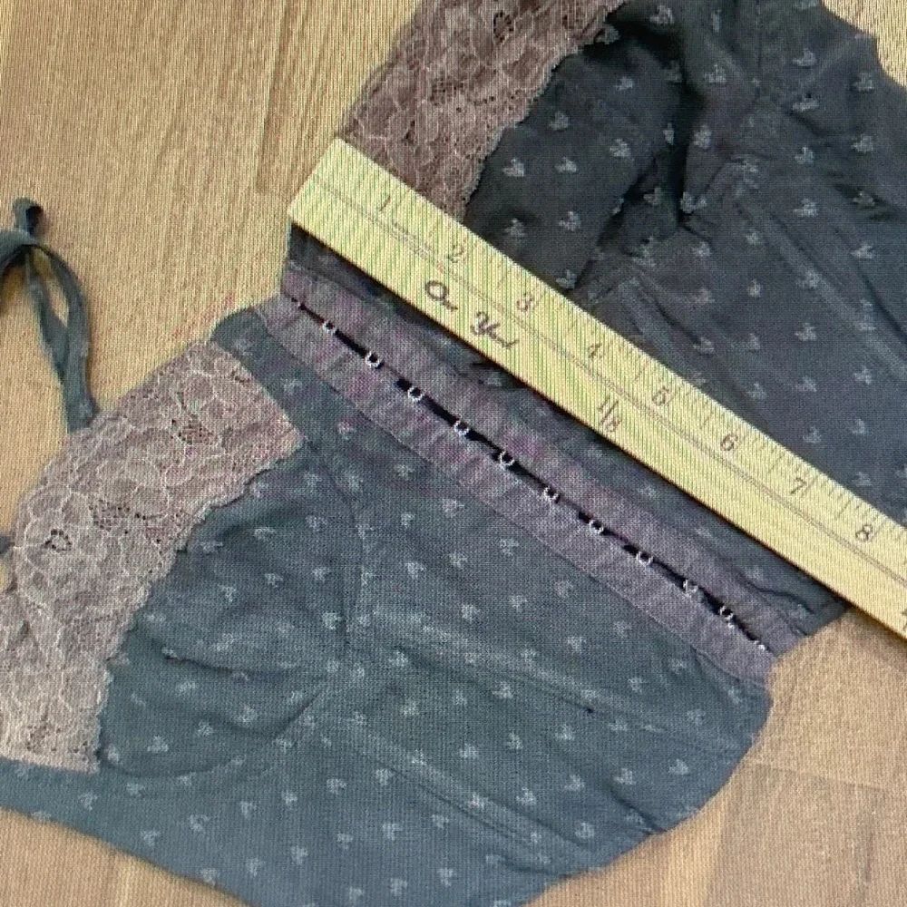 La Hearts Dusty Blue Lace-Trim Bustier Crop - Picture 4 of 5